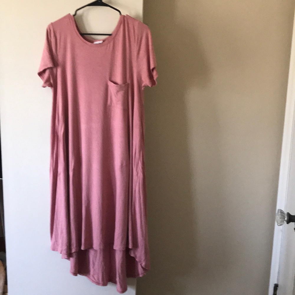 M Carly LuLaRoe - Soft Pink